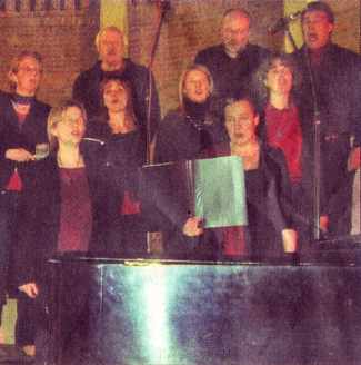 Der Gospelchor &bdquo;Voice&ldquo; war aus Herdecke f�r das Benefizkonzert angereist. Foto: Lucas (rechts)